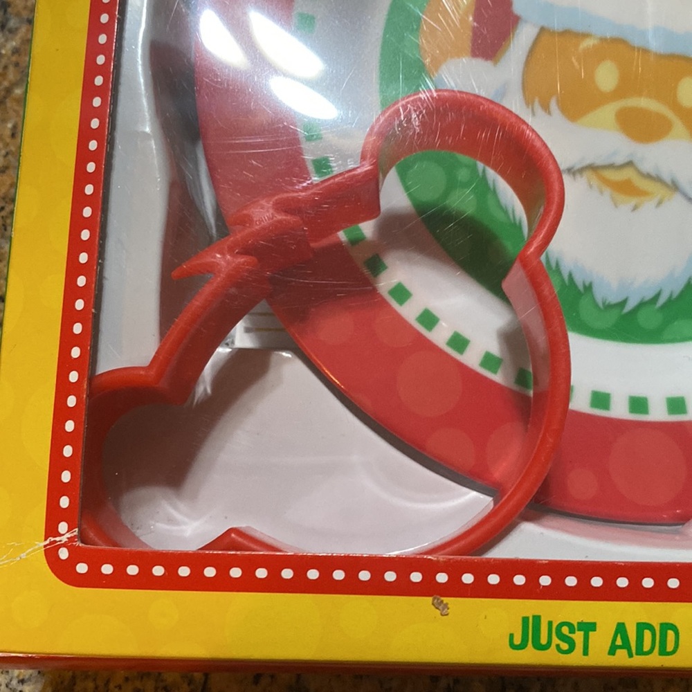 Build-A-Bear workshop BAB Santa cookie making kit. 2013 - Picture 2 of 8